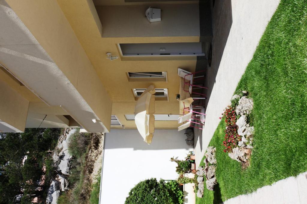 Apartments Akmadzic Макарска Екстериор снимка