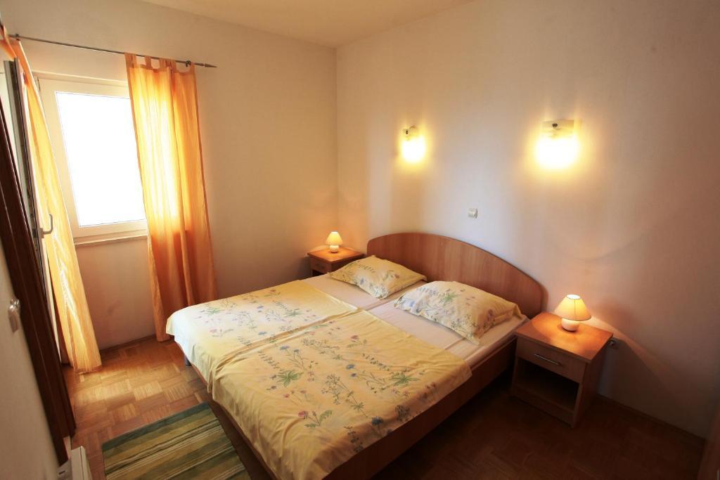 Apartments Akmadzic Макарска Екстериор снимка
