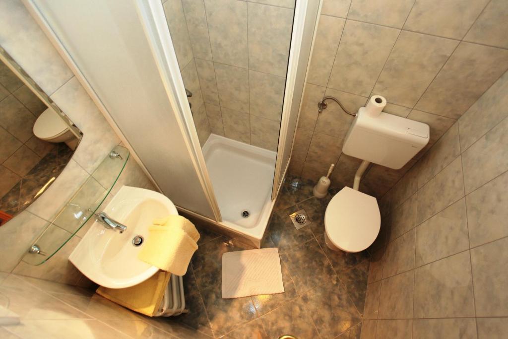 Apartments Akmadzic Макарска Екстериор снимка