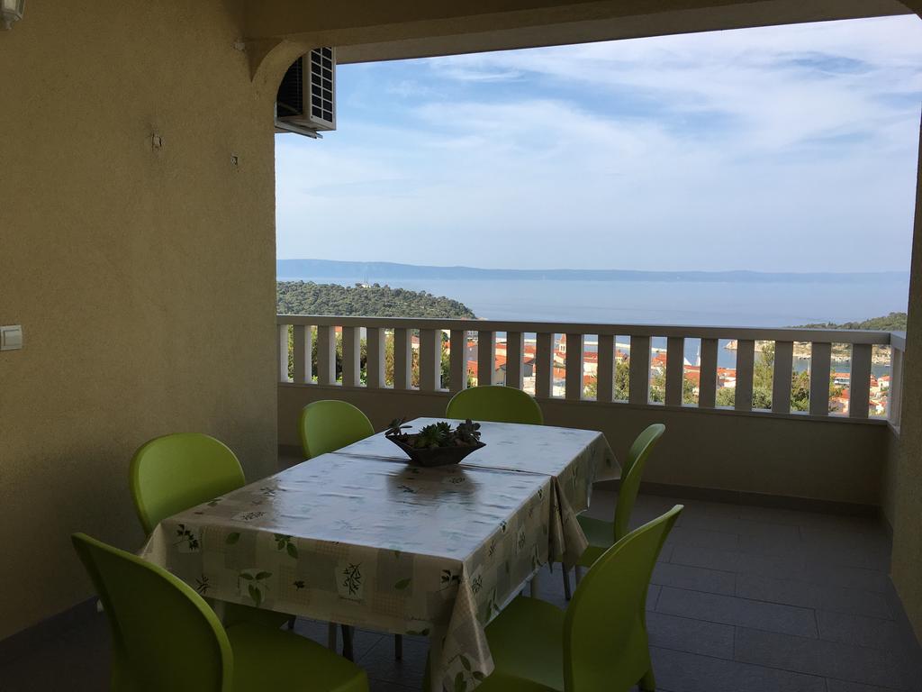 Apartments Akmadzic Макарска Екстериор снимка